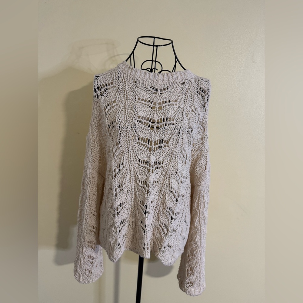 Zara Crochet Knit Open Weave Scalloped Hem
Sweater in Ivory Size Medium - Picture 2 of 5